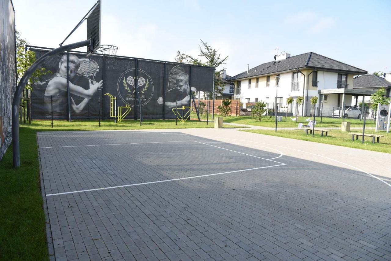 Apartament Szmaragdowy Ustronie Morskie Exteriör bild